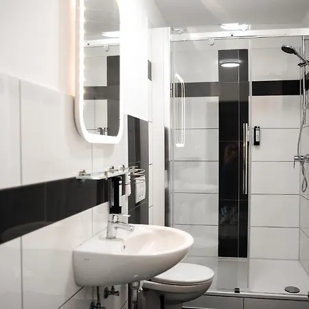 Apartman Im Stadtzentrum -junik Krefeld