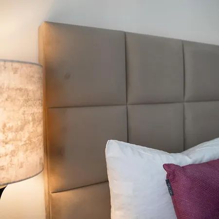 Im Stadtzentrum -junik *