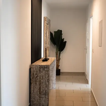 Im Stadtzentrum -junik Apartman