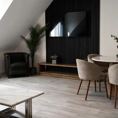 Im Stadtzentrum -junik Apartman